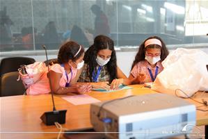  Les participants de l'atelier "Créer et colorier"