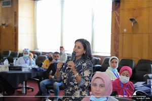  Présentation du programme FEFUE par Dr.Marwa El Sahn aux étudiants de la 24e édition