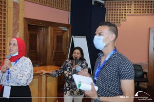  Présentation du programme FEFUE par Dr.Marwa El Sahn aux étudiants de la 24e édition