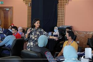  Présentation du programme FEFUE par Dr.Marwa El Sahn aux étudiants de la 24e édition