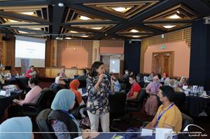  Présentation du programme FEFUE par Dr.Marwa El Sahn aux étudiants de la 24e édition