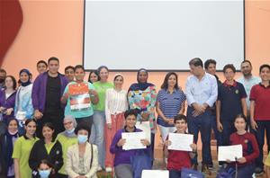 Photo de groupe avec les participants de la 3<sup>e</sup> journée à la Bibliothèque Publique Misr de Port-Saïd