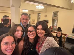 Les lauréats de l'atelier avec l'actrice Dina