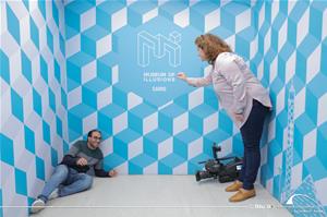 Les participants au Musée de l'Illusion