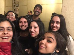 Les lauréats de l'atelier avec l'acteur Ahmed Magdy