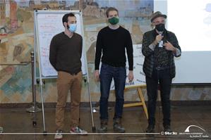 Les animateurs de l'atelier : Laurent Doucet, Théo Plantefol et Anatole Williame, Poètes surréalistes, Ecrivains et musiciens de l'Association « La Rose Impossible »