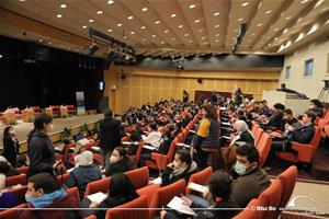 Les participants à la dictée PICADELF