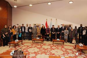Photo de groupe avec les invités du colloque