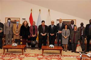 Photo de groupe avec les invités du colloque