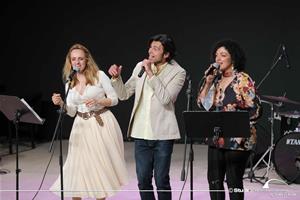  Concert : Une nuit musicale francophone par les chanteurs ELTABBAKH, Mariam, ROUSSOGLOU, Marilena, NASSAR, Tarek ; le pianiste SIDHOM, Daniel, le guitariste MATTA ; Maged et le batteur MAGDY, Shady