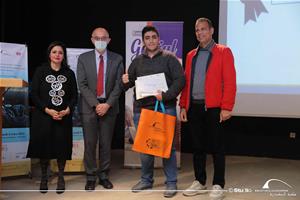 La distribution des certificats du concours « Vers un monde virtuel : du numérique au métavers »