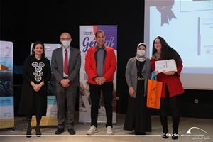  La distribution des certificats du concours « 50 ans de la Francophonie : l'Afrique à l'honneur »