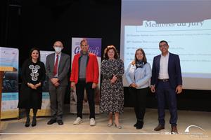 De gauche à droite : Dr Marwa El Sahn, Directrice du Centre d'Activités Francophones (CAF), Thierry Verdel, Recteur de l’Université Senghor à Alexandrie, M<sup>me </sup>Sandrine Patt, Comportemental Profiler, M<sup>me</sup> Nivin Zakarya, proviseure adjointe de la section française BAC au collège de la mère de Dieu à Alexandrie et Abanoub Mashrqy, Enseignant à l’Institution Sainte Jeanne-Antide et à l’Institut français