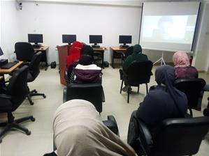  Le public du colloque à l'Ambassade de Savoir de l'Université de Damiette