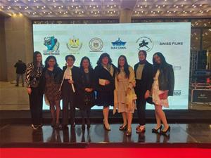 ​Les lauréates de l'atelier lors de la cérémonie d'inauguration du festival