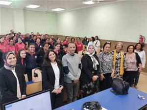 Madame Amal Antoune La directrice du coll&ge de la Mère de Dieu, Dr. Sahar Hamouda le recteur de la faculté des langues et de la traduction