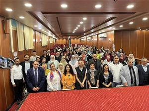 Photo de groupe avec les participants de la 4<sup>e</sup> journée à l'école Américaine Glory à Mansoura  