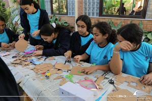  Les participants de l'atelier " Tonne moi le temps en image" à l'Institution Sainte Jeanne-Antide