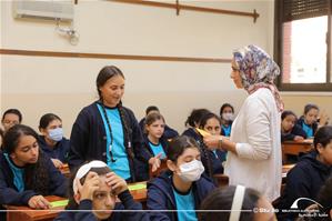  Les participants de l'atelier à l'Institution Sainte Jeanne-Antide