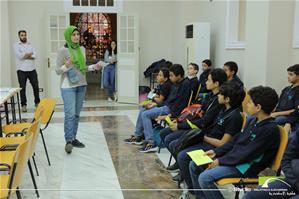 Les participants de l'atelier avec Sara Zoheir, l'animatrice de l'atelier au collège de Saint Marc  