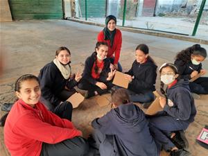 Les participants de l'atelier avec Sara Zoheir, l'animatrice de l'atelier au Collège de la Mère de Dieu