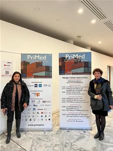  De gauche à droite : Dr Marwa El Sahn, Directrice du Centre d'Activites Francophones - CAF et M<sup>me</sup> Valérie Gerbault, Déléguée Générale du Centre Méditerranéen de la Communication Audiovisuelle - CMCA  