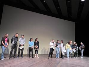  Les lauréates lors de la projection des films et le débat avec les autres lycéens