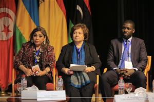 De gauche à droite : S.E.Mme. Mona Omar, Diplomate de carrière, Ancienne assistante du ministre des affaires étrangères pour les affaires africaines et Membre du Conseil National des Femmes, S.E.Mme. Laila Bahaa El Din, Directrice Exécutive, Fondation Kemet Boutros Ghali et M. Mohamed Al Amine Athie, Premier Conseiller à l’Ambassade du Sénégal en Égypte