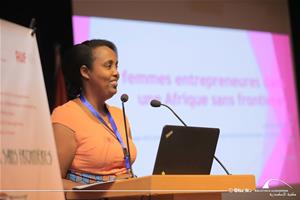  Mme. Cynthia Budoromyi, PDG de Ricyland Group et Secrétaire Générale de Femmes Entrepreneures pour le Commerce Intra-africain