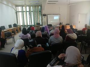 Le public du colloque à l'Ambassade de Savoir de l'Université de Mansoura