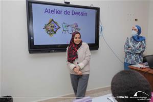 Mme Sarah Hamza animatrice de l'atelier