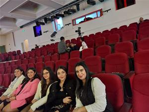  ​Les lauréates de l'atelier lors de la cérémonie d'inauguration du festival