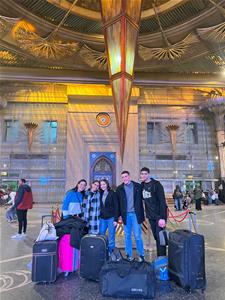 Les lauréats de l'atelier à la gare au Caire