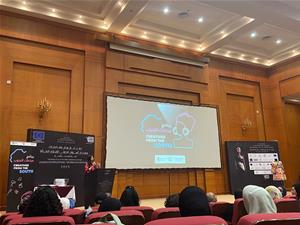 Lors de la séance du projet "Les Créatives du Sud"