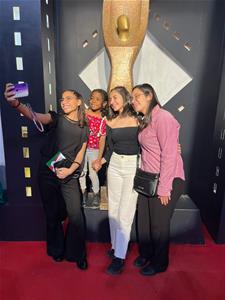 Avec une fille nubienne