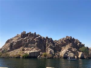 Lors de la visite du temple Philae d'Assouan