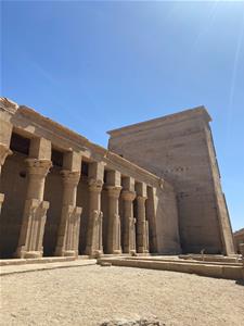 Lors de la visite du temple Philae d'Assouan