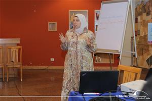  Dr Dina Elkordy, l'animatrice de l'atelier " 6missions pour trouver un emploi "