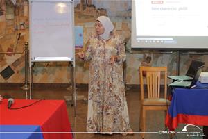  Dr Dina Elkordy, l'animatrice de l'atelier " 6missions pour trouver un emploi "