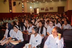  Les participants de la 5<sup>e</sup> journée à l'École Sainte Anne au Caire