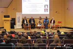 De gauche à droite : Dr Achraf Azer, Médecin spécialisé en médecine publique, M Waguih Hanna, Chef d'établissement de Saint Marc, Dr Marwa El Sahn, Directrice du Centre d'Activités Francophones, Dr Héba Al Hattab, Lauréate du prix " Femmes entrepreneures francophones " de  l'AUF et Mme Amal professeur à l'école Franciscaines