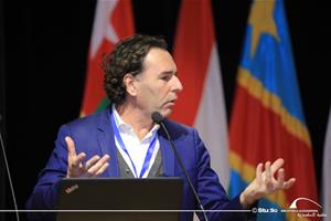 M. Christophe Rioux, Universitaire, Journaliste et Écrivain