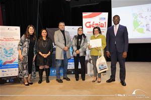 La distribution des certificats du concours « Vers une Afrique sans frontières »