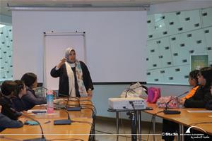 Les participants de l'atelier avec Chaïmaa El Sabbagh, l'animatrice de l'atelier
