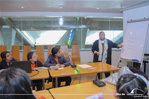 Les participants de l'atelier avec Chaïmaa El Sabbagh, l'animatrice de l'atelier