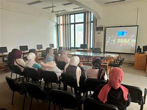 Le public du colloque à l'Ambassade de Savoir de l'Université de Mansoura