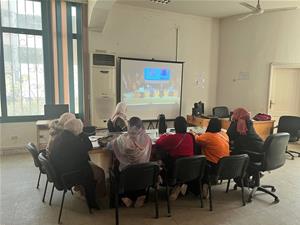 Le public du colloque à l'Ambassade de Savoir de l'Université de Mansoura