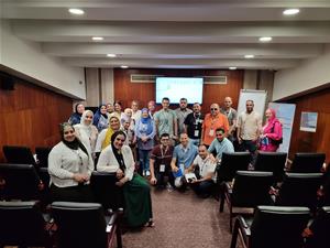 Photo de groupe avec M<sup>me </sup>Marwa Abdel Gawad 