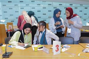 Jeu de conaissance par Dr.Marwa El Sahn aux étudiants de la 41e édition