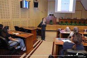 Atelier Comment enseigner la prononciation du français (FLE) de manière concrète, efficace et stimulante par Magali Boueux à la Bibliotheca Alexandrina – Centre Conférences, Salle de délégués